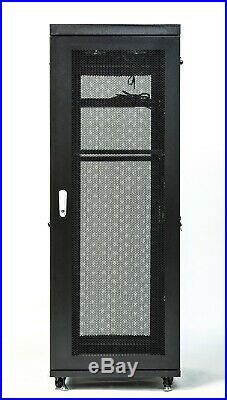 18U Server Rack Data Cabinet It Network Enclosure MESH DOORS LCD Screen PDU