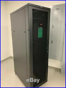 APC AR2400 NetShelter SV 42U Server Rack Cabinet Deep Enclosure with Side Panels