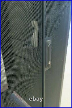 APC AR3107 Netshelter SX Deep 48U 600mmx1070mm Server Rack Cabinet Enclosure