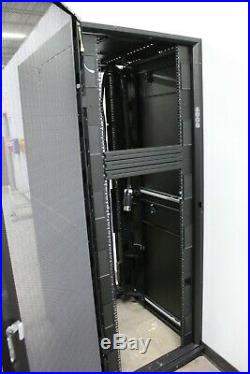 APC AR3150 NetShelter SX 42U Deep Server Rack Enclosure Cabinet