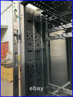APC AR3305 NetShelter SX 45U 600mm Wide x 1200mm D Server Rack Cabinet Enclosure