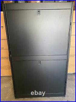 APC AR3350 Schneider NetShelter SX 42U Cabinet Server Rack Enclosure C grade