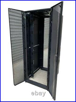 APC NetShelter SX Enclosure 42U 745mm Wide x 1070mm Deep Server Cabinet rack