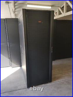 Apc Ar3150 Netshelter Enclosure 42u 750mm X 1070mm Server Rack Data Cabinet