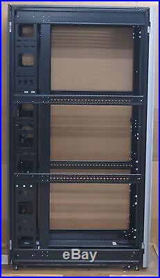 Cisco R-Series R42610 42U RACK-UCS2-INT Server Enclosure Network Rack Cabinet