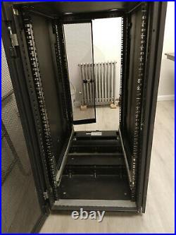 Dell PowerEdge 24U Server Rack Enclosure Cabinet Good condition with wheels