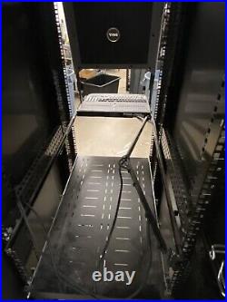 Dell PowerEdge 4210 42U Black Server Cabinet Rack Enclosure withRU943 KMM Console