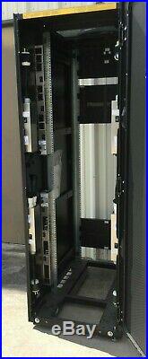 Emc2 T-rack1 100-885-137 100-885-138 071-000-522 Server Cabinet Rack Enclosure