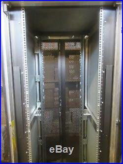 Fujitsu PRIMECENTER M1 Rack 42U 742S HE RACK Cabinet Enclosure S26361-K827-V240