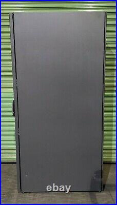 HP 10642 42U Server Rack Cabinet Enclosure With Side Panels 245169-001
