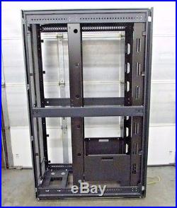 HP 10642 G2 42U Shock Rack Cabinet Enclosure with Doors AF092A 383573-003