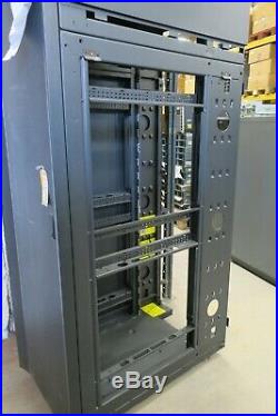 IBM 42U Server/Networking Rack Cabinet 644mm x 2015mm Enclosure T42
