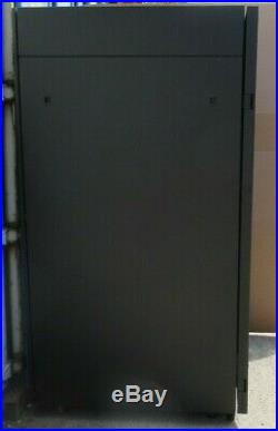 IBM 42U Server/Networking Rack Cabinet 644mm x 2015mm Enclosure complete 45D3123