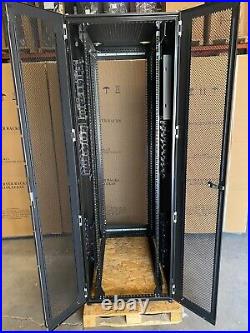 Rittal 42U TSIT Network Server Rack Cabinet Enclosure 800mmx1050mm withSides Black