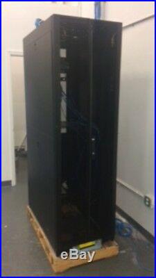 Tripp Lite Sr42ub Rack Enclosure Server Cabinet 42u 19