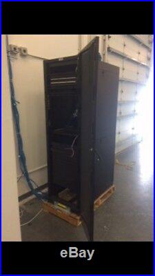 Tripp Lite Sr42ub Rack Enclosure Server Cabinet 42u 19